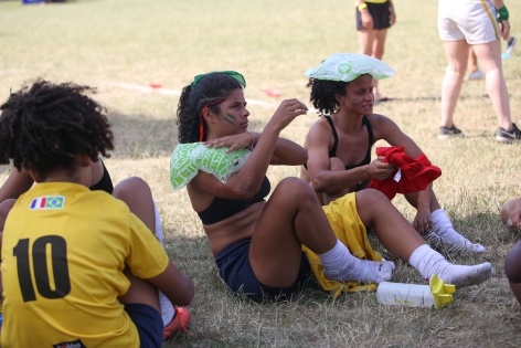  Brazilian players are freezing between two matches. After two weeks of touring together, the rugbywomen of Sao Paulo and Pantin are living the last moments of their adventure before the Brazilian women leave for Sao Paulo. The trial at the end of the world is a sporting, social and solidarity project that brought together young rugbywomen from the Rugby Para Todos club from one of the largest Favelas in Sao-Paulo (Brazil) and the Olympique de Pantin in Seine-Saint-Denis (France) for a two-week tour on French courts. Pantin, France. July 06, 2019.Des joueuses br?siliennes se glacent entre deux matches. Apr?s deux semaines de tourn?e ensemble les rugbywomen de Sao Paulo et de Pantin vivent les derniers instants de leur aventure avant que les br?siliennes ne repartent chez elles ? Sao Paulo. L'essai du bout du monde, est un projet sportif, social et solidaire qui a r?uni des jeunes rugbywomen du club de Rugby Para Todos issu de l'une des plus grandes Favelas de Sao-Paulo (Br?sil) et de l'Olympique de Pantin en Seine-Saint-Denis (France) pour une tourn?e des deux semaines sur les terrains fran?ais. Pantin, France. 06 juillet, 2019.